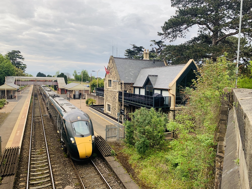 Sleepers Suite at Station House Malvern Railway Station Cottages